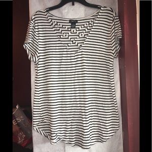 Rue 21 white and black striped loose tshirt top